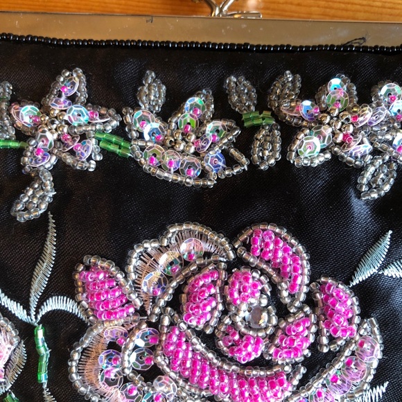 Vintage Beaded Bag - Picture 2 of 4